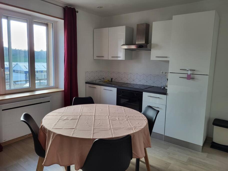 Apartment 40 M² Proche Rempart *
