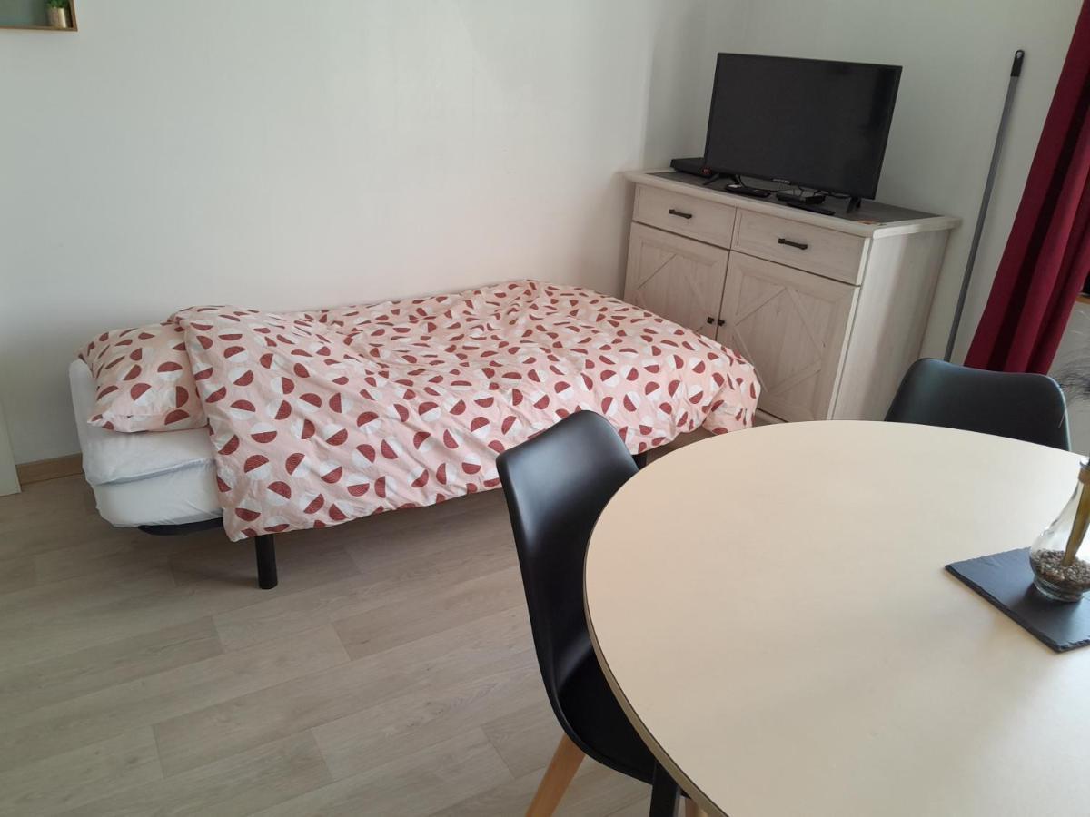 40 M² Proche Rempart Apartment